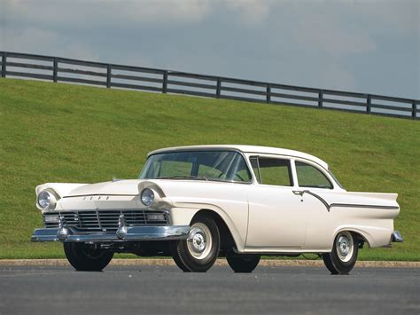 ford custom tudor